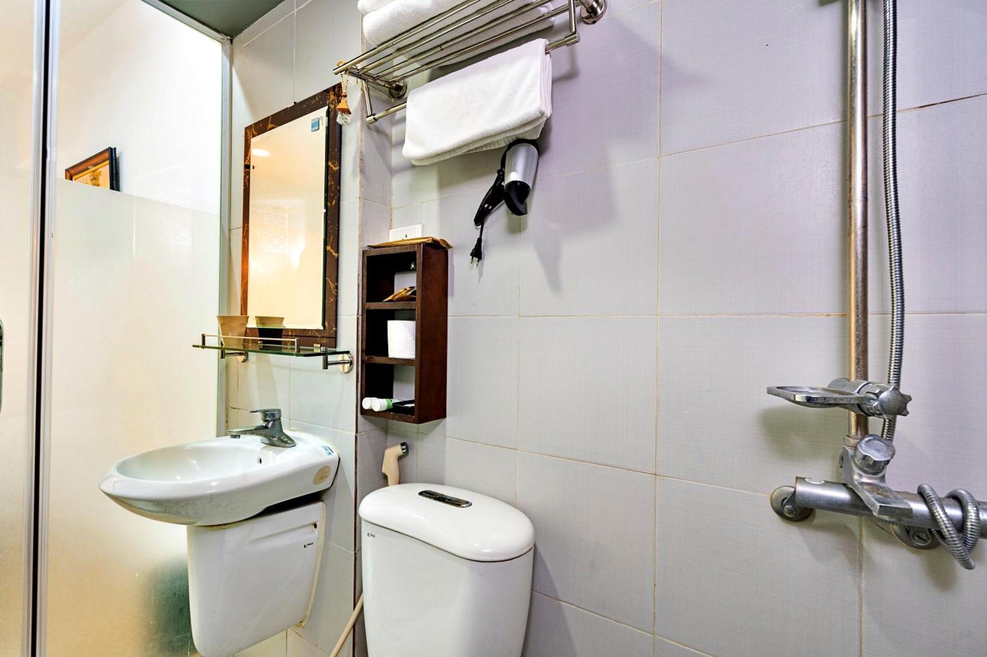 Serene Hotel Ханой Номер фото